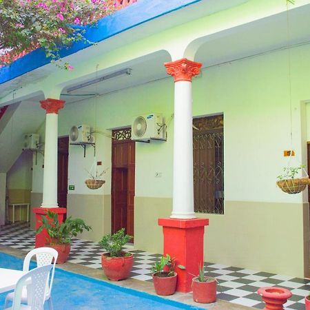 Hostal Maranatha Santa Marta  Exterior photo